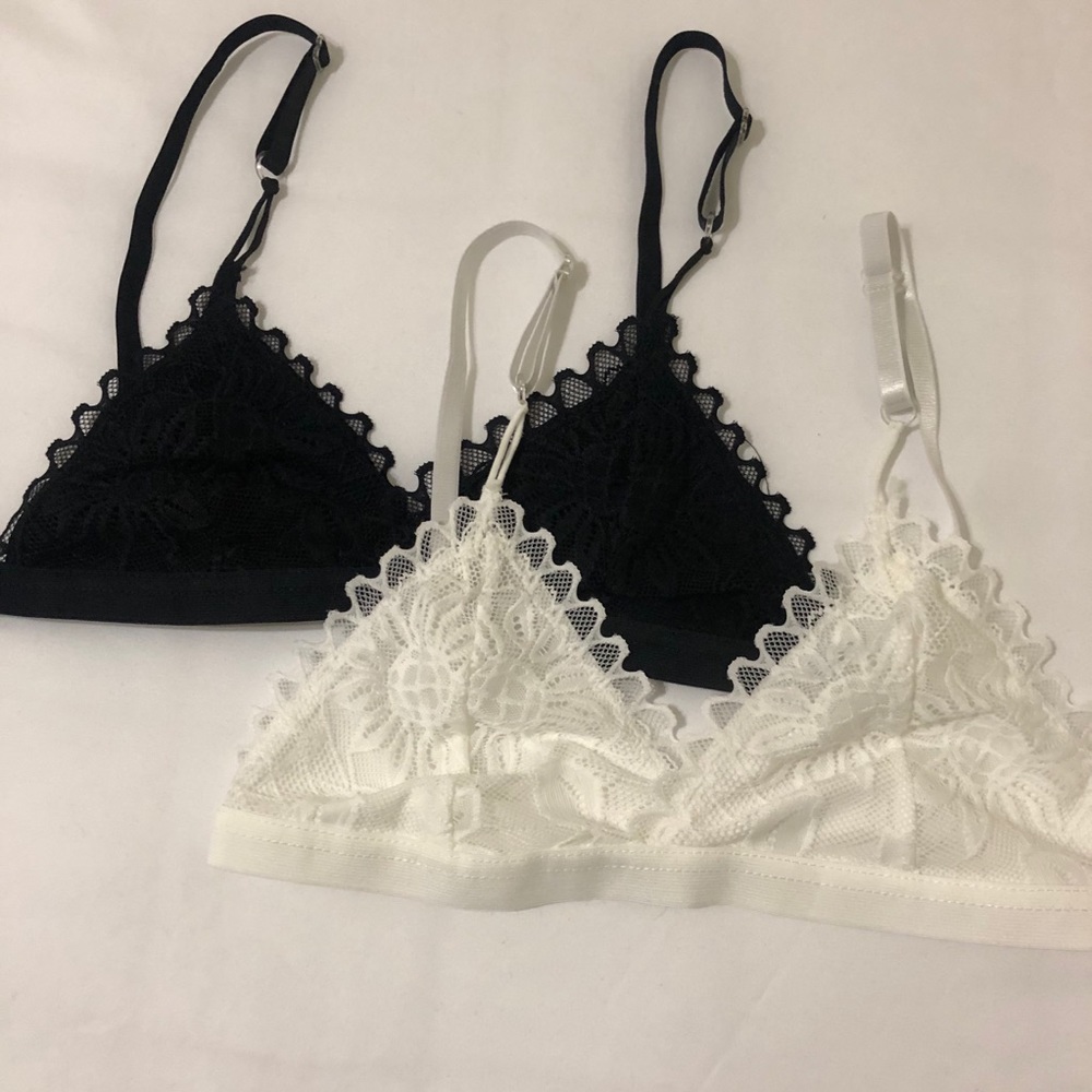2 Scallop lace bralettes